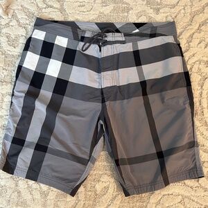Men’s Burberry Brit bathing suit in great condition size xxl.  Runs small